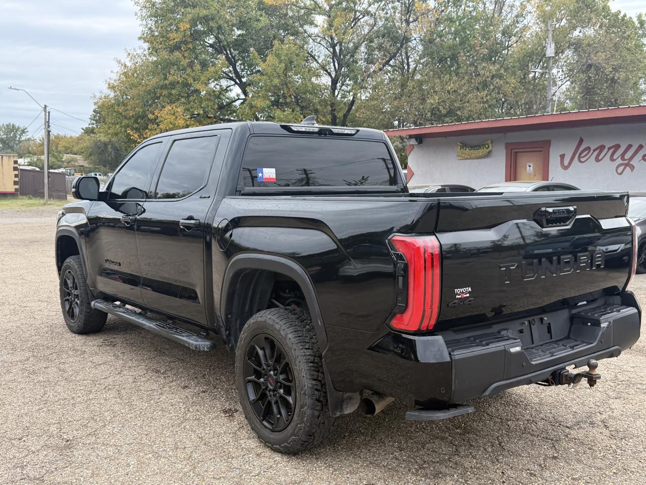 Toyota Tundra Limited CrewMax 4WD 2024