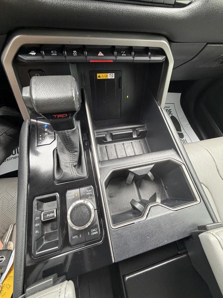 Toyota Tundra Limited CrewMax 4WD 2024
