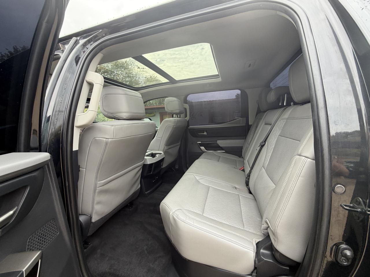 Toyota Tundra Limited CrewMax 4WD 2024