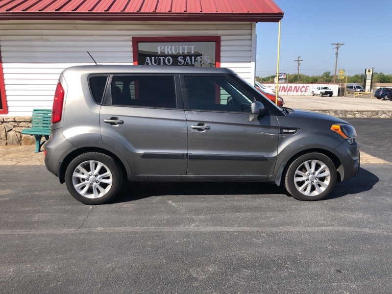 2013 Kia Soul Base