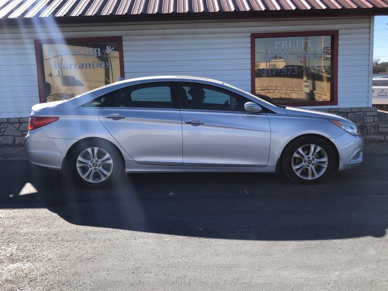 Hyundai Sonata Limited Auto 2011