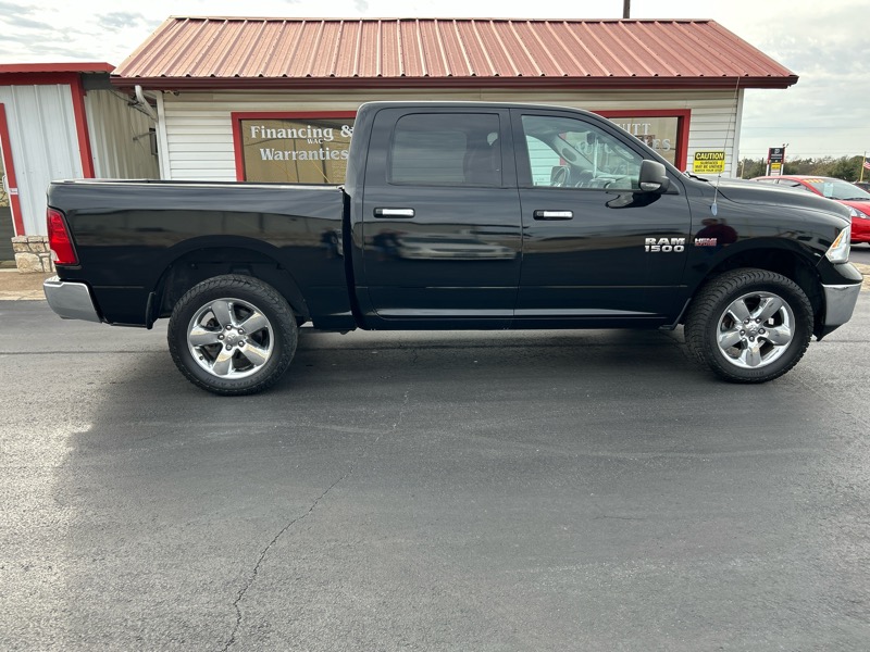 2013 RAM 1500 SLT Crew Cab SWB 4WD