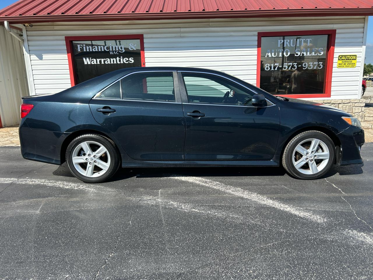 2013 Toyota Camry SE 4D Sedan