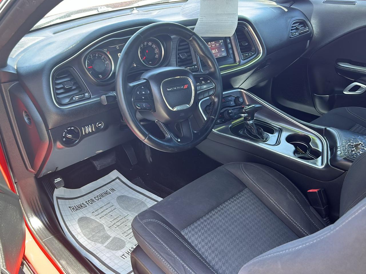 Dodge Challenger SXT 2017