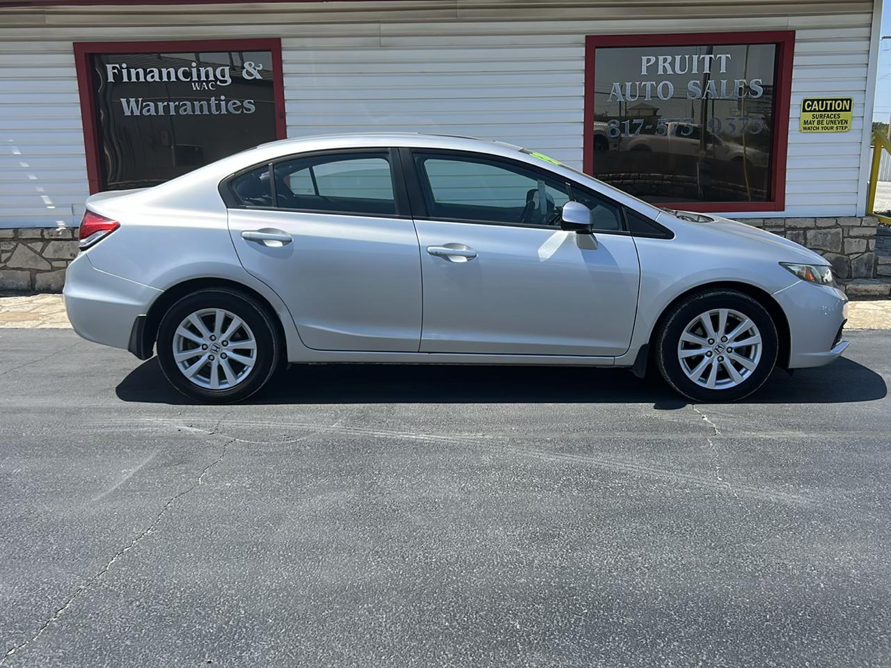 Honda Civic EX Sedan 5-Speed AT 2013