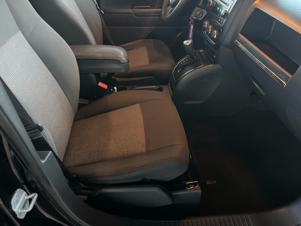 Jeep Compass 4WD 4dr Sport 2012