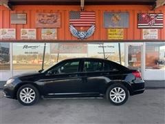 2012 Chrysler 200 