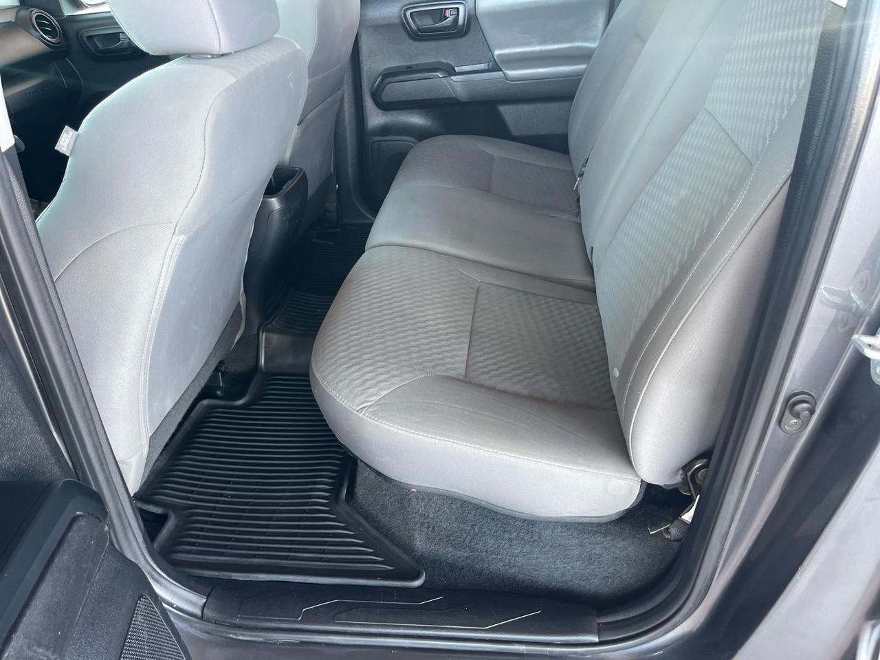 Toyota Tacoma 2WD SR Double Cab 5' Bed I4 AT (Natl) 2022
