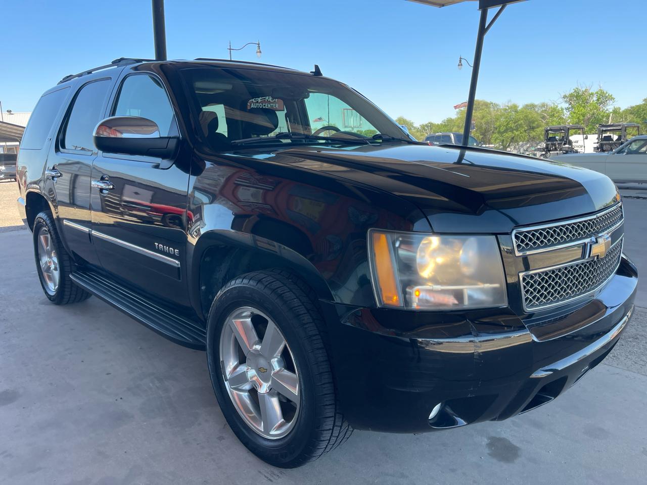 Chevrolet Tahoe 2WD 4dr 1500 LTZ 2011