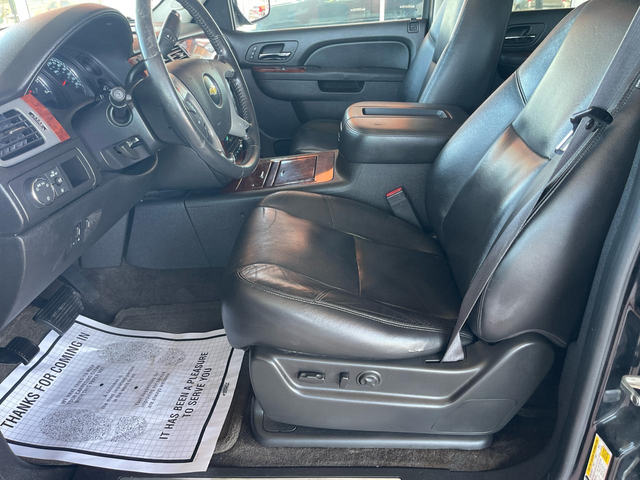 Chevrolet Tahoe 2WD 4dr 1500 LTZ 2011