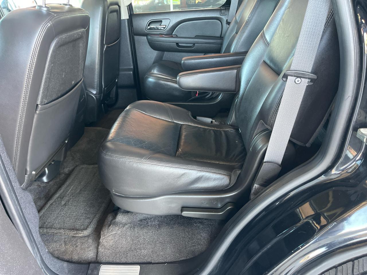 Chevrolet Tahoe 2WD 4dr 1500 LTZ 2011