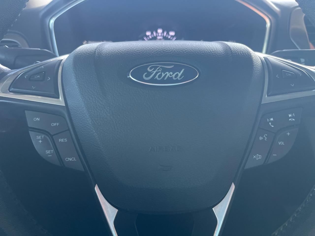 Ford Fusion SE FWD 2017