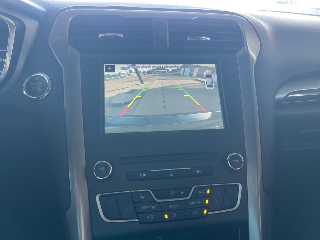 Ford Fusion SE FWD 2017