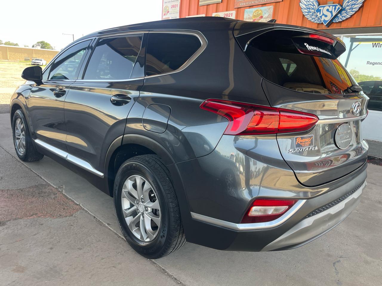 Hyundai Santa Fe SEL 2.4L Auto FWD 2020