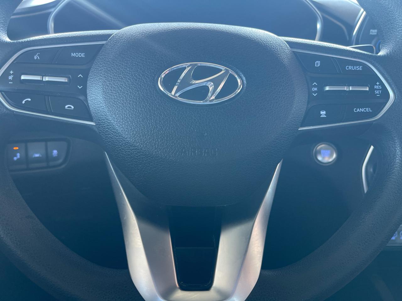Hyundai Santa Fe SEL 2.4L Auto FWD 2020