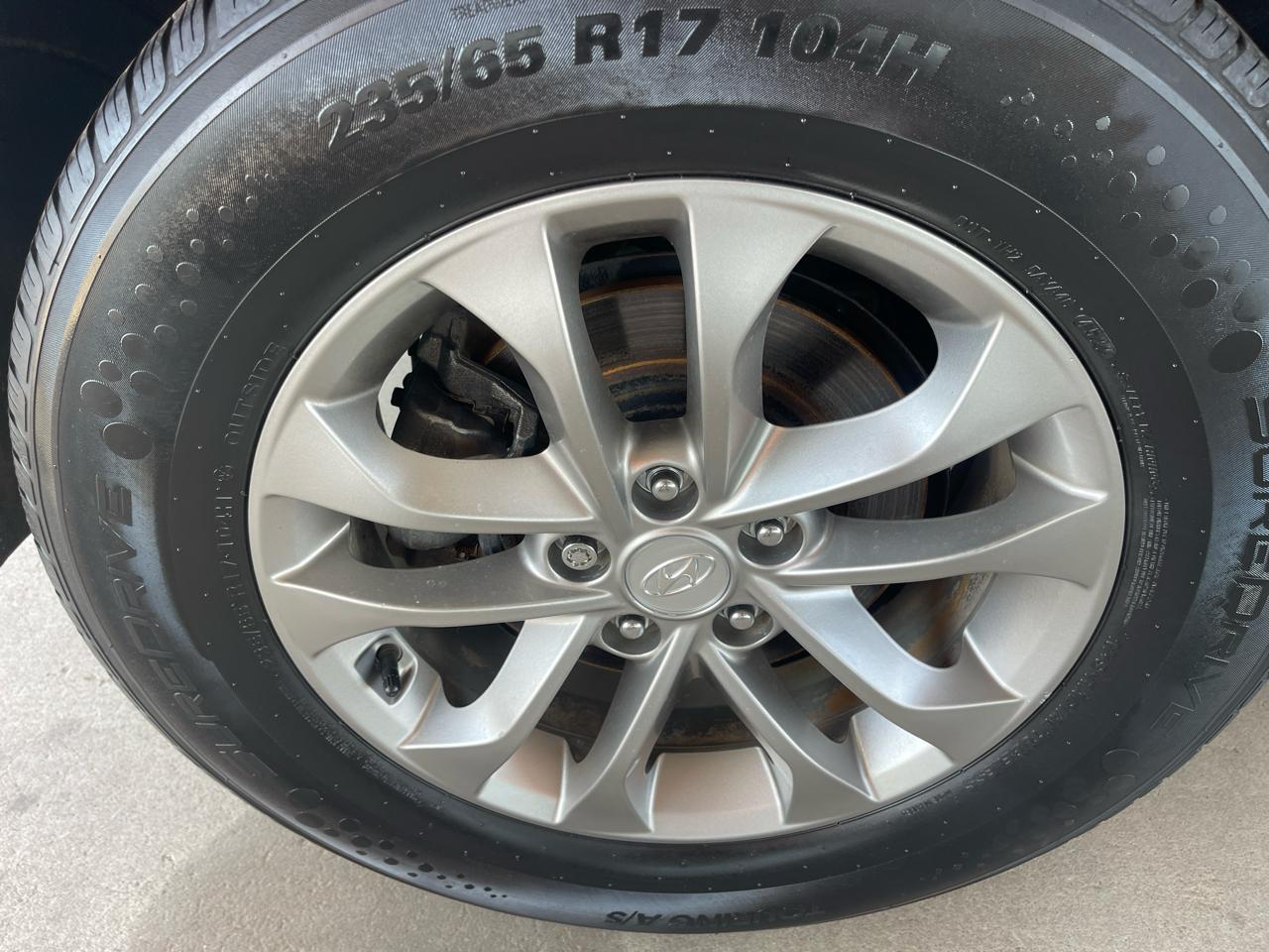 Hyundai Santa Fe SEL 2.4L Auto FWD 2020