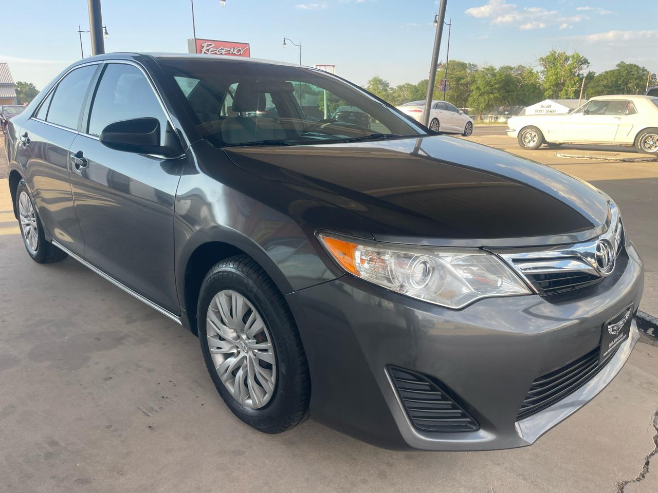 Toyota Camry 4dr Sdn I4 Auto SE Sport Limited Edition (Natl) 2012