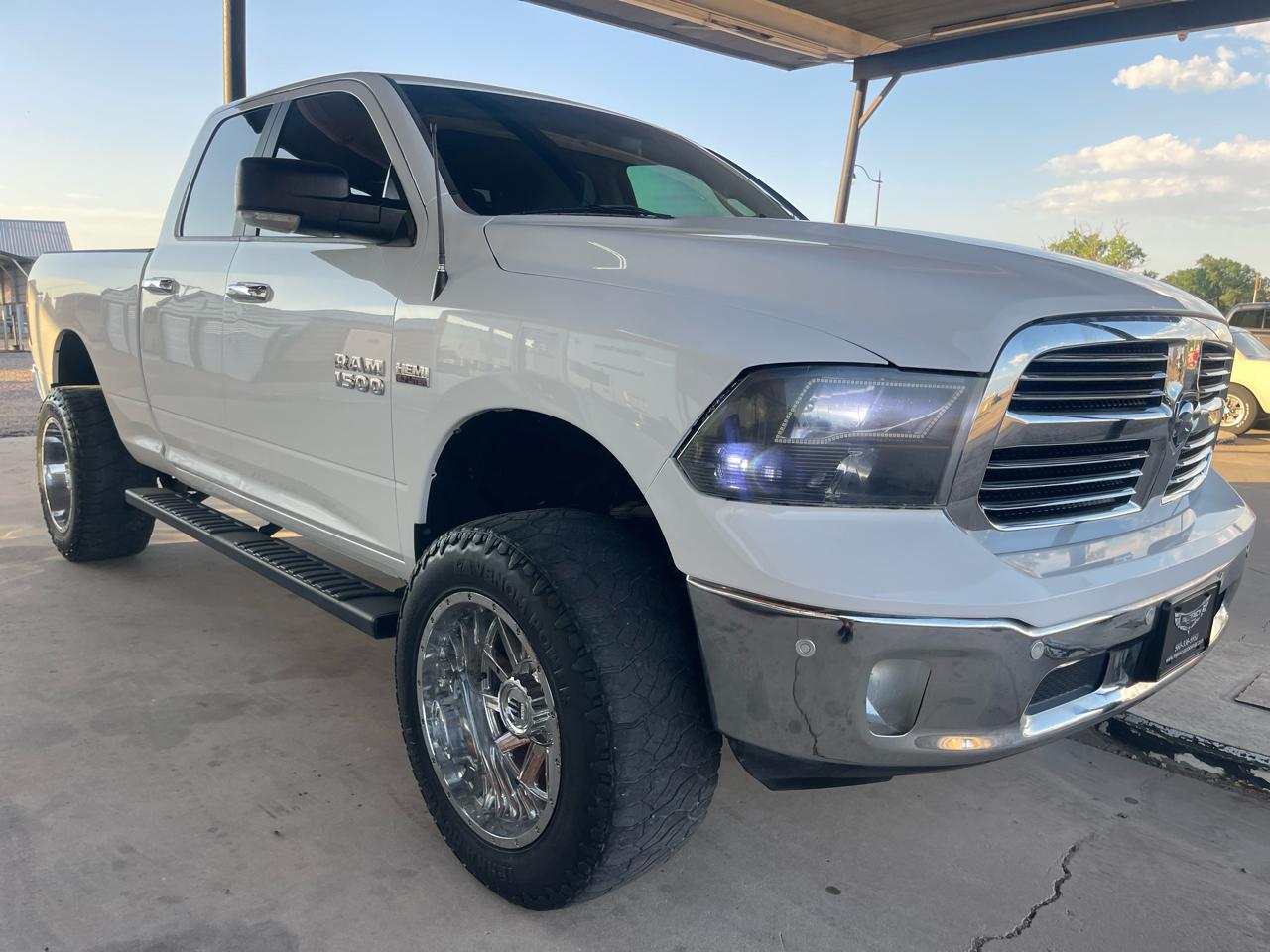 RAM 1500 Big Horn 4x2 Quad Cab 6'4" Box 2017