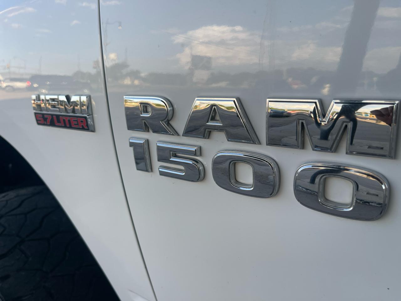 RAM 1500 Big Horn 4x2 Quad Cab 6'4" Box 2017