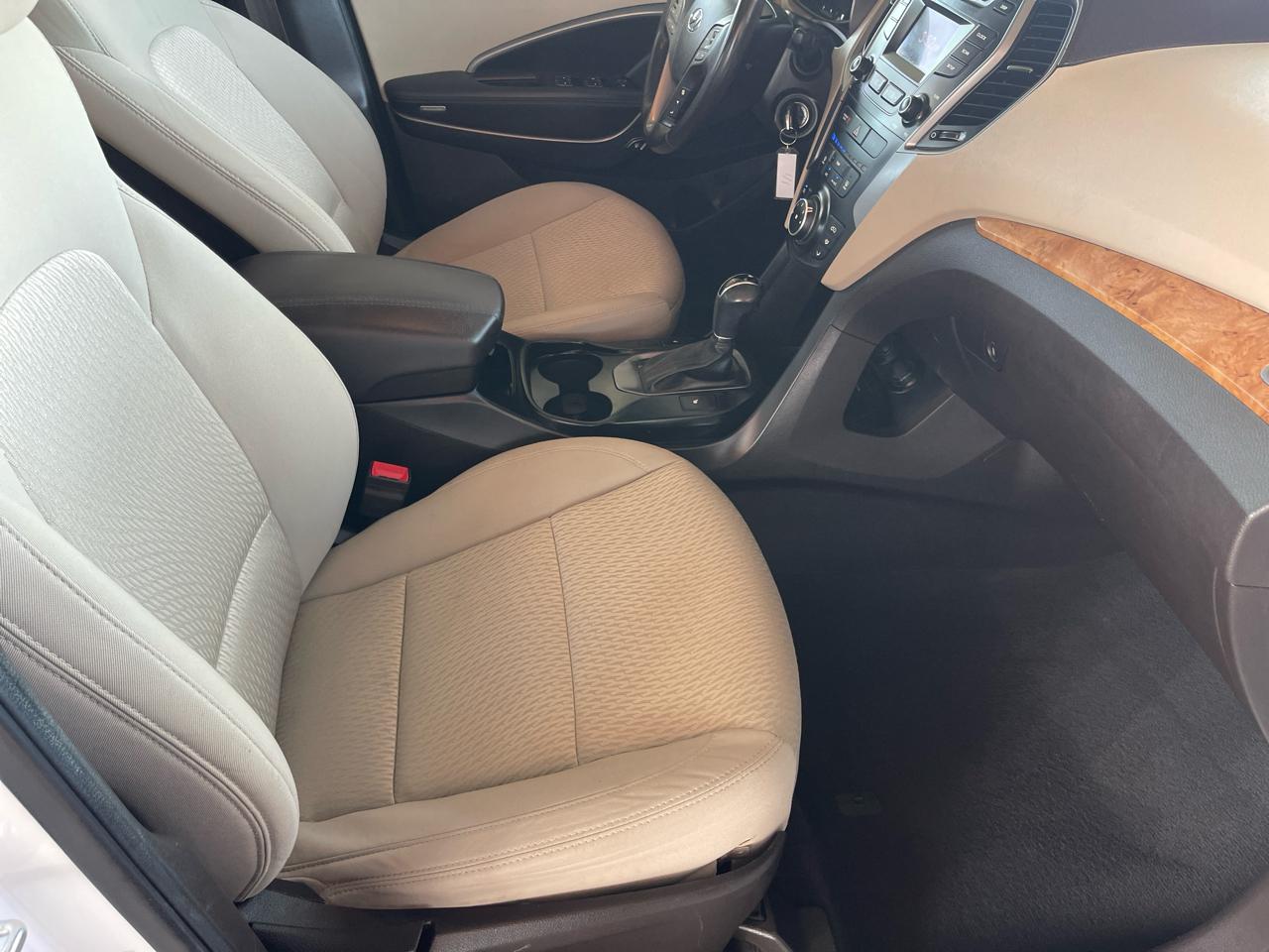 Hyundai Santa Fe Sport AWD 4dr 2.4 2014