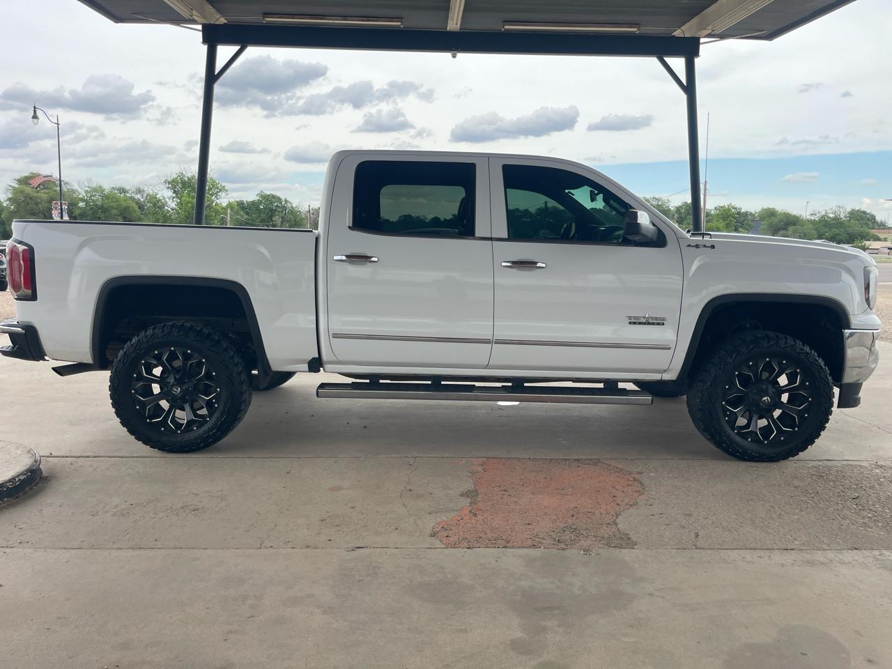 GMC Sierra 1500 4WD Crew Cab 143.5" SLT 2018