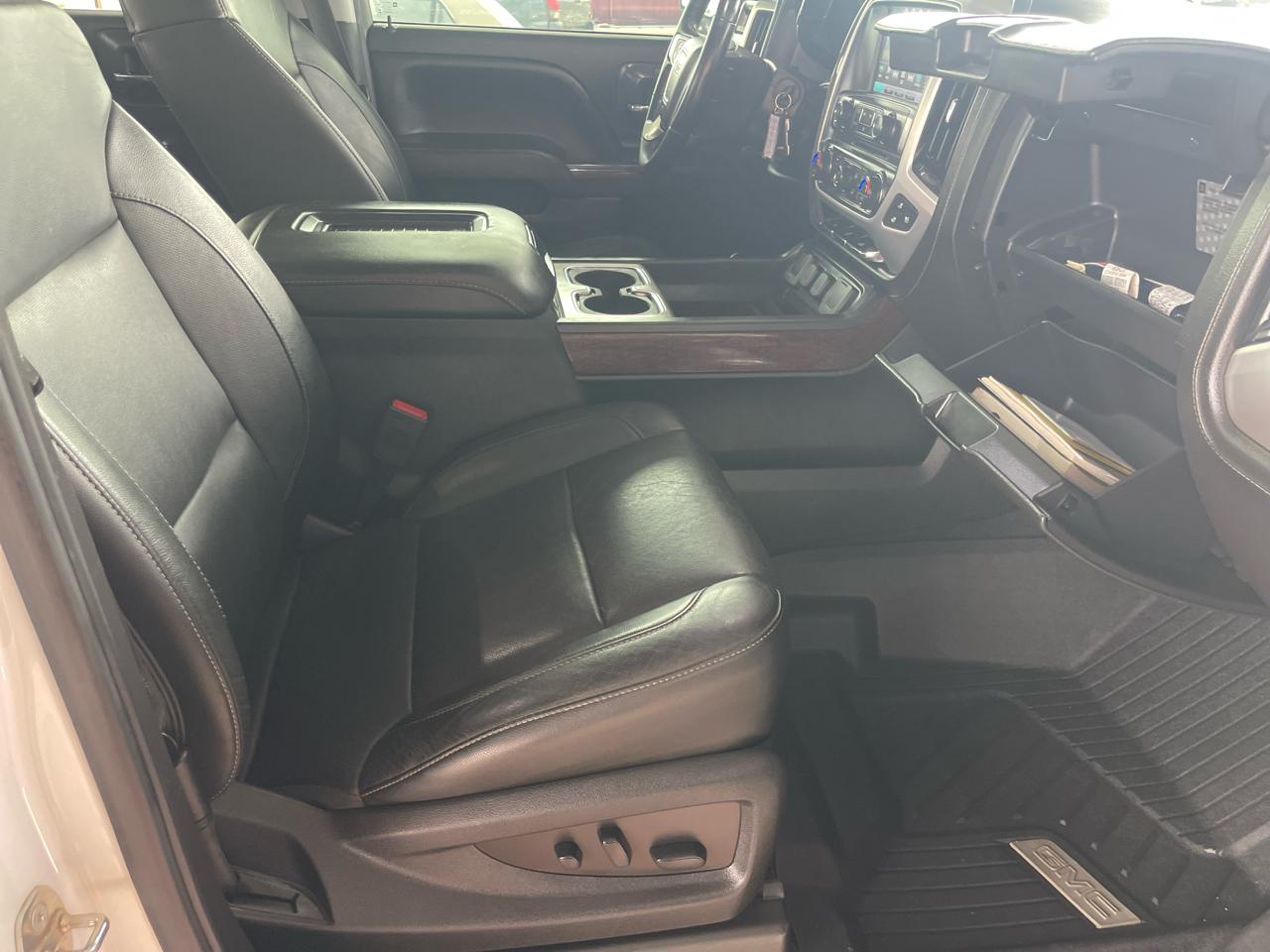 GMC Sierra 1500 4WD Crew Cab 143.5" SLT 2018