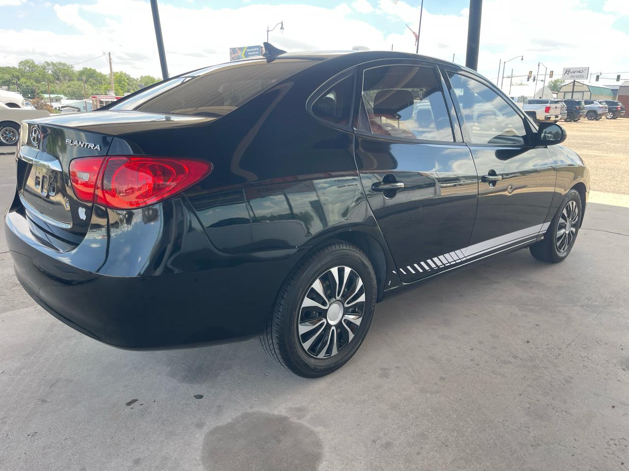 Hyundai Elantra 4dr Sdn Auto GLS 2010