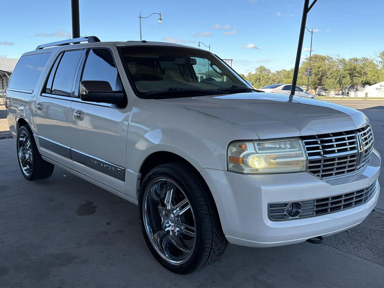 Lincoln Navigator L 2WD 4dr 2007
