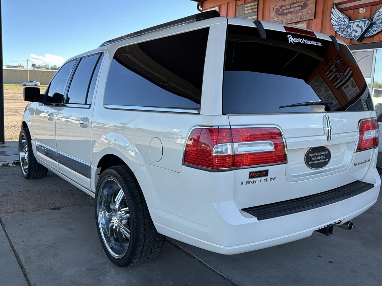 Lincoln Navigator L 2WD 4dr 2007