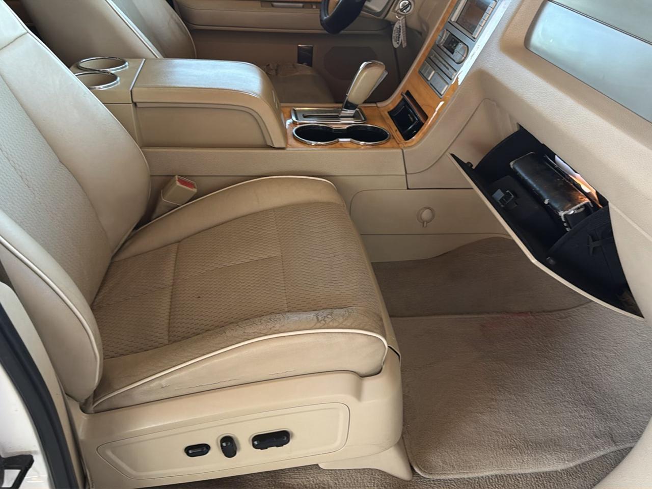 Lincoln Navigator L 2WD 4dr 2007
