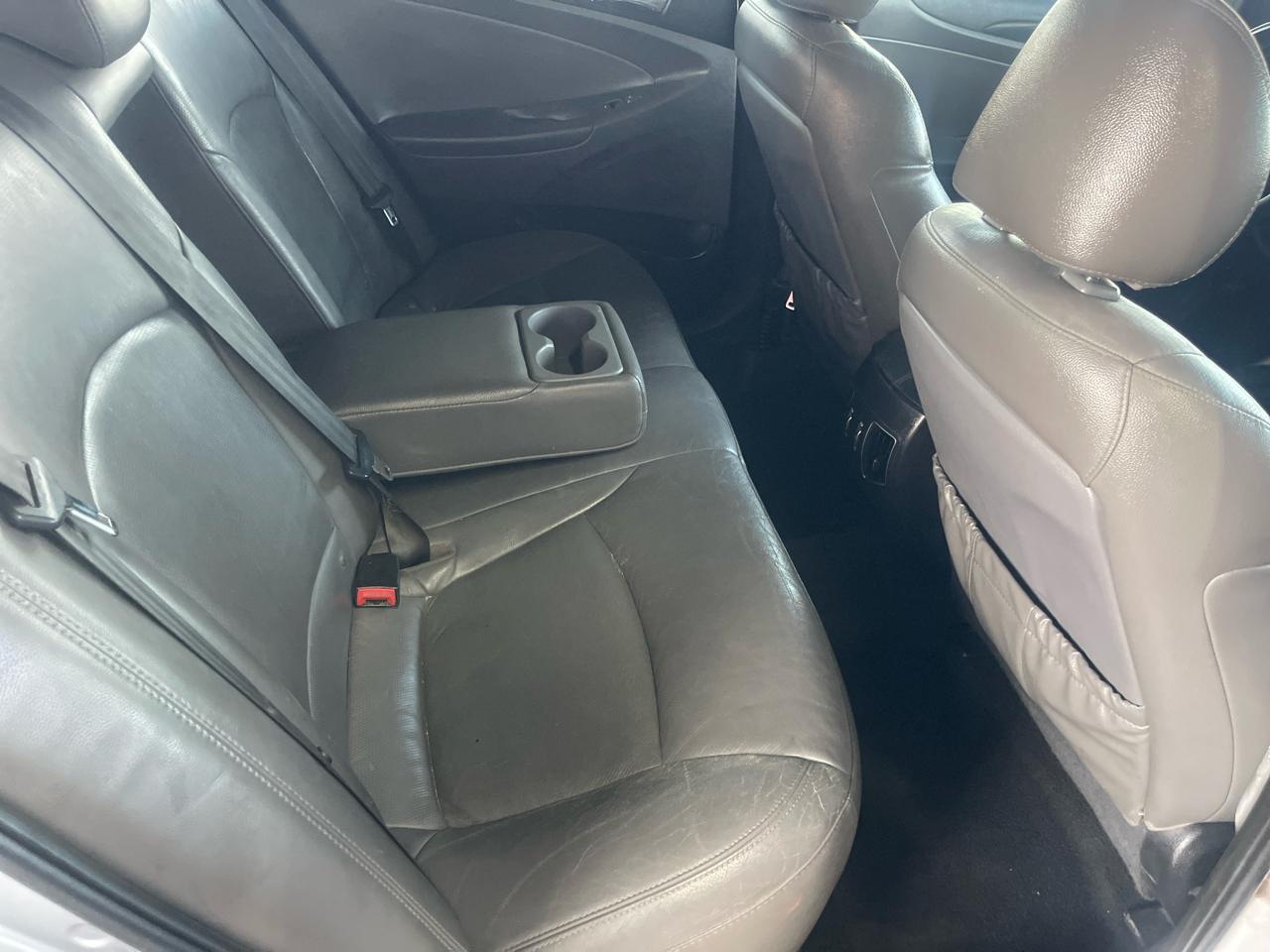 Hyundai Sonata 4dr Sdn 2.4L Auto Limited 2013