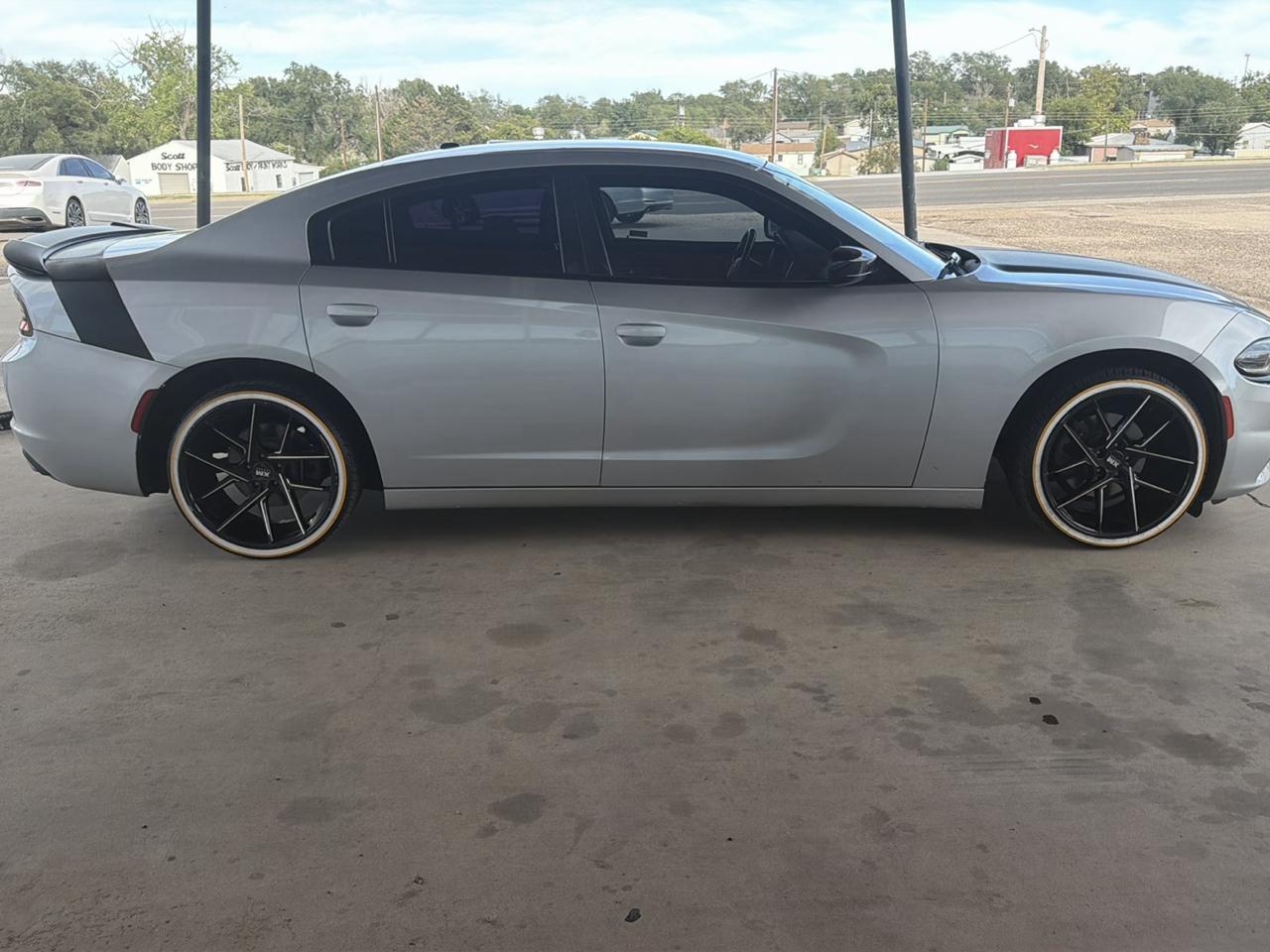 Dodge Charger SXT RWD 2020