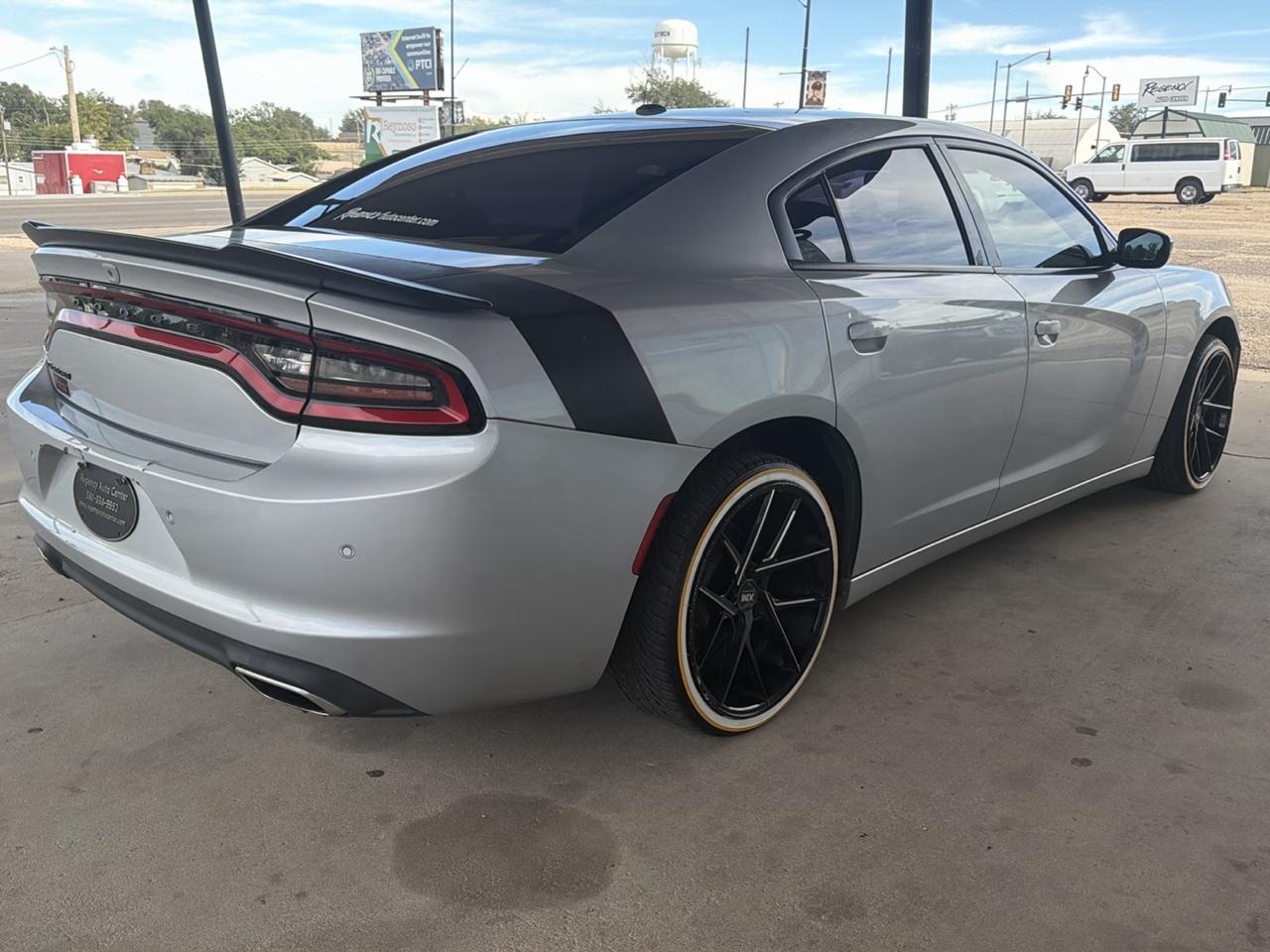 Dodge Charger SXT RWD 2020