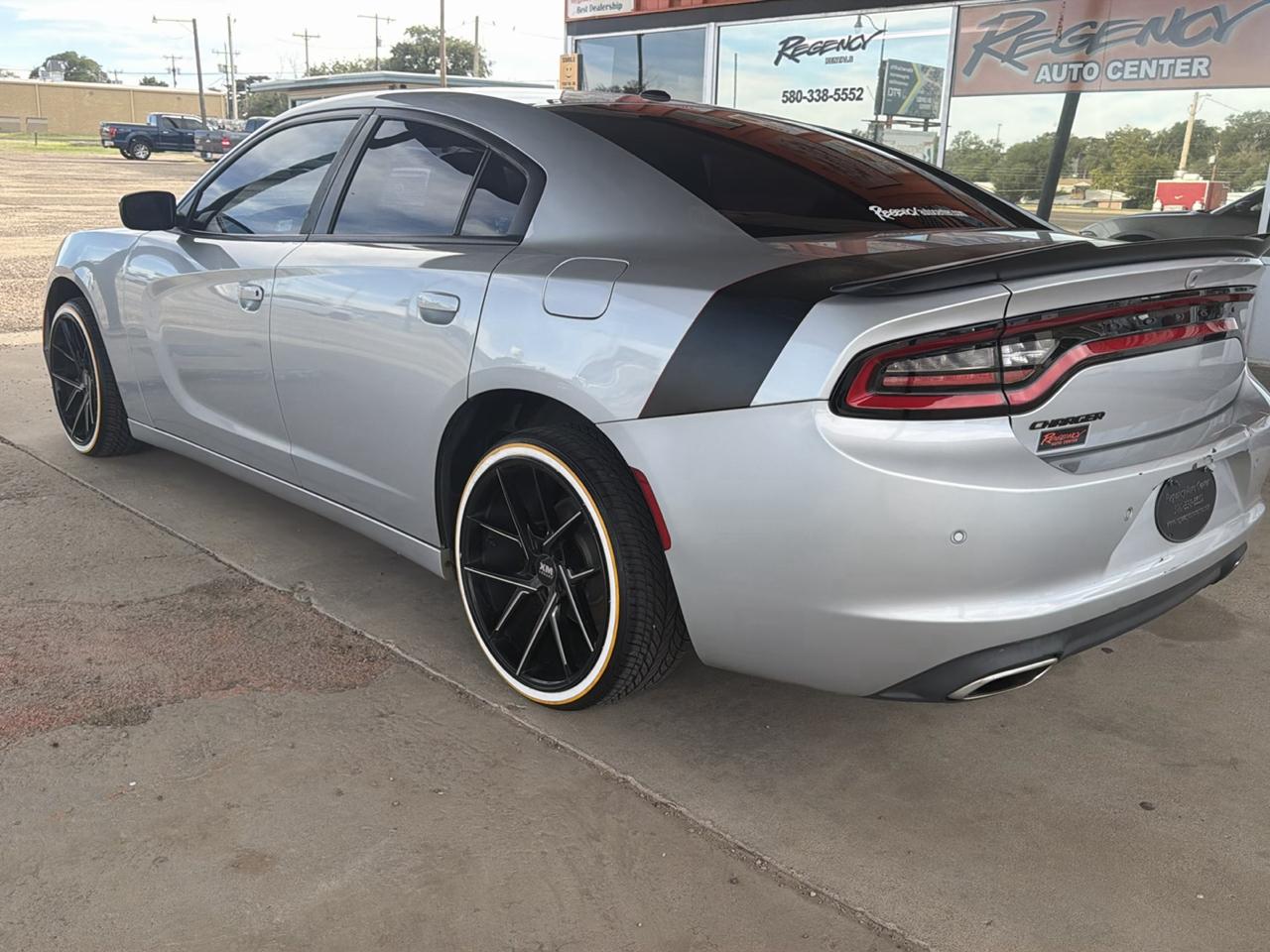 Dodge Charger SXT RWD 2020
