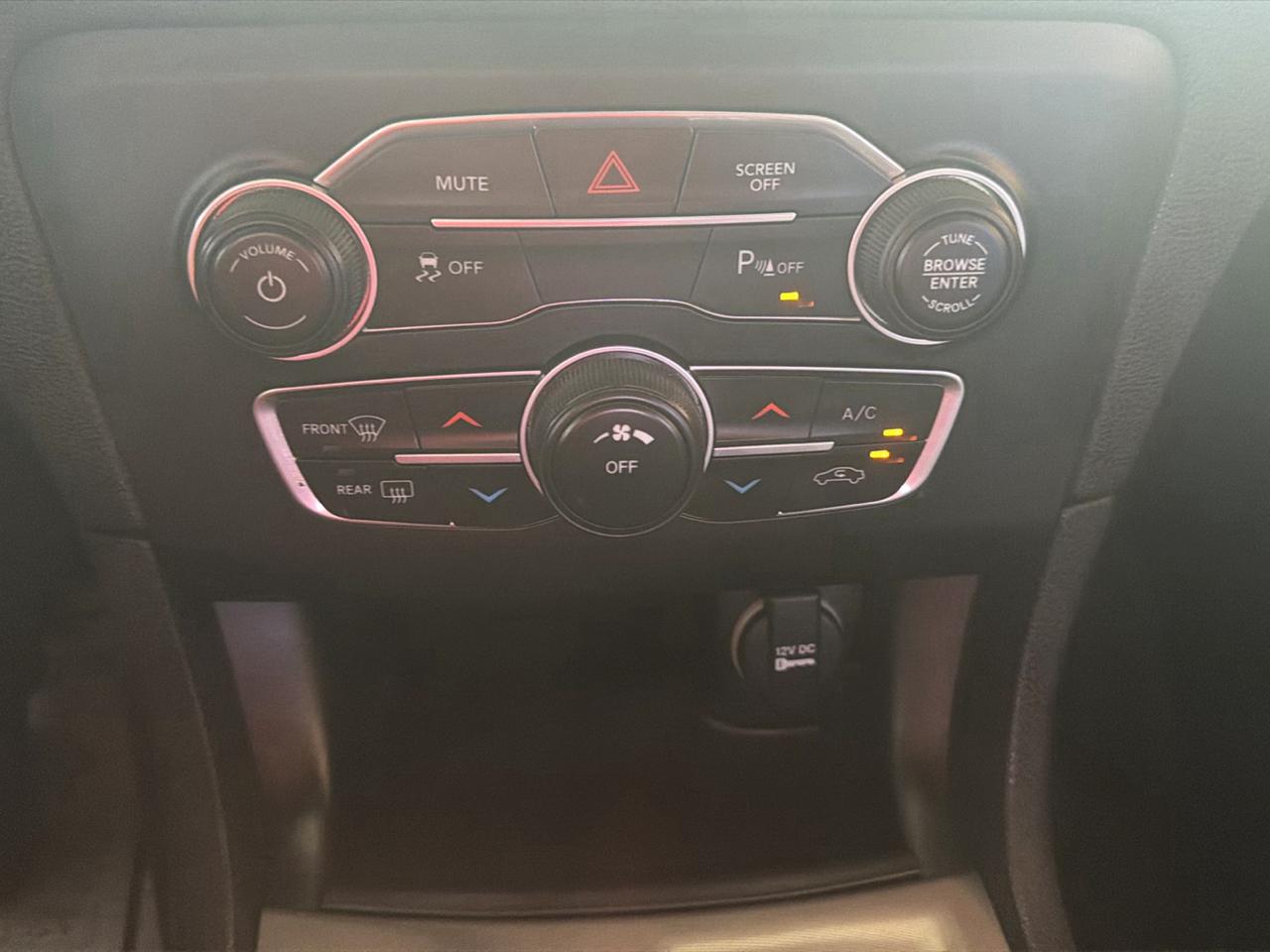Dodge Charger SXT RWD 2020