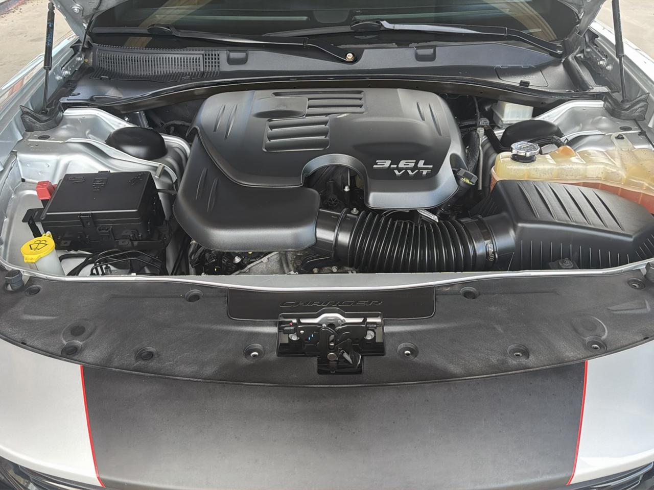 Dodge Charger SXT RWD 2020