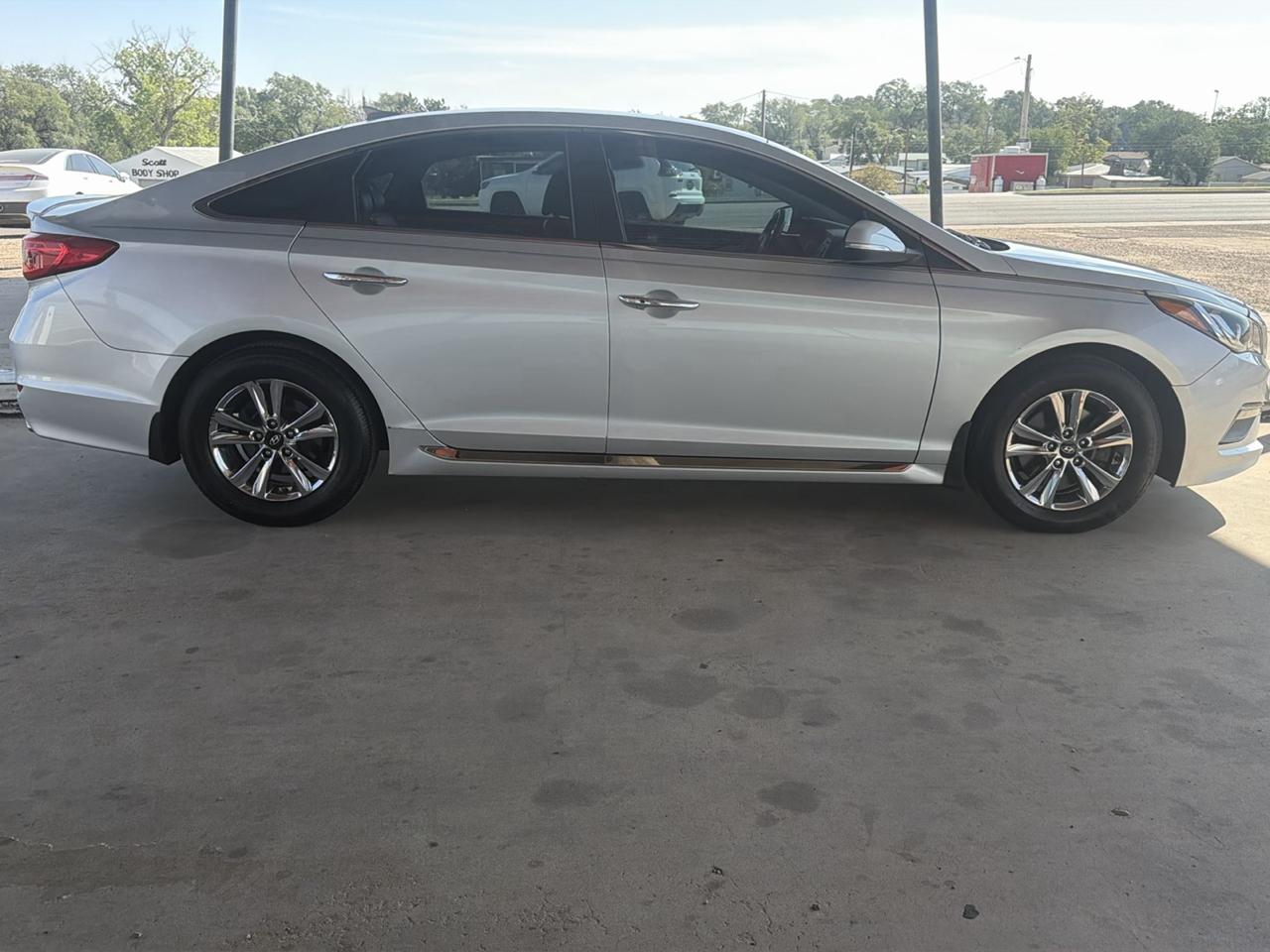 Hyundai Sonata 4dr Sdn 2.4L Limited 2015