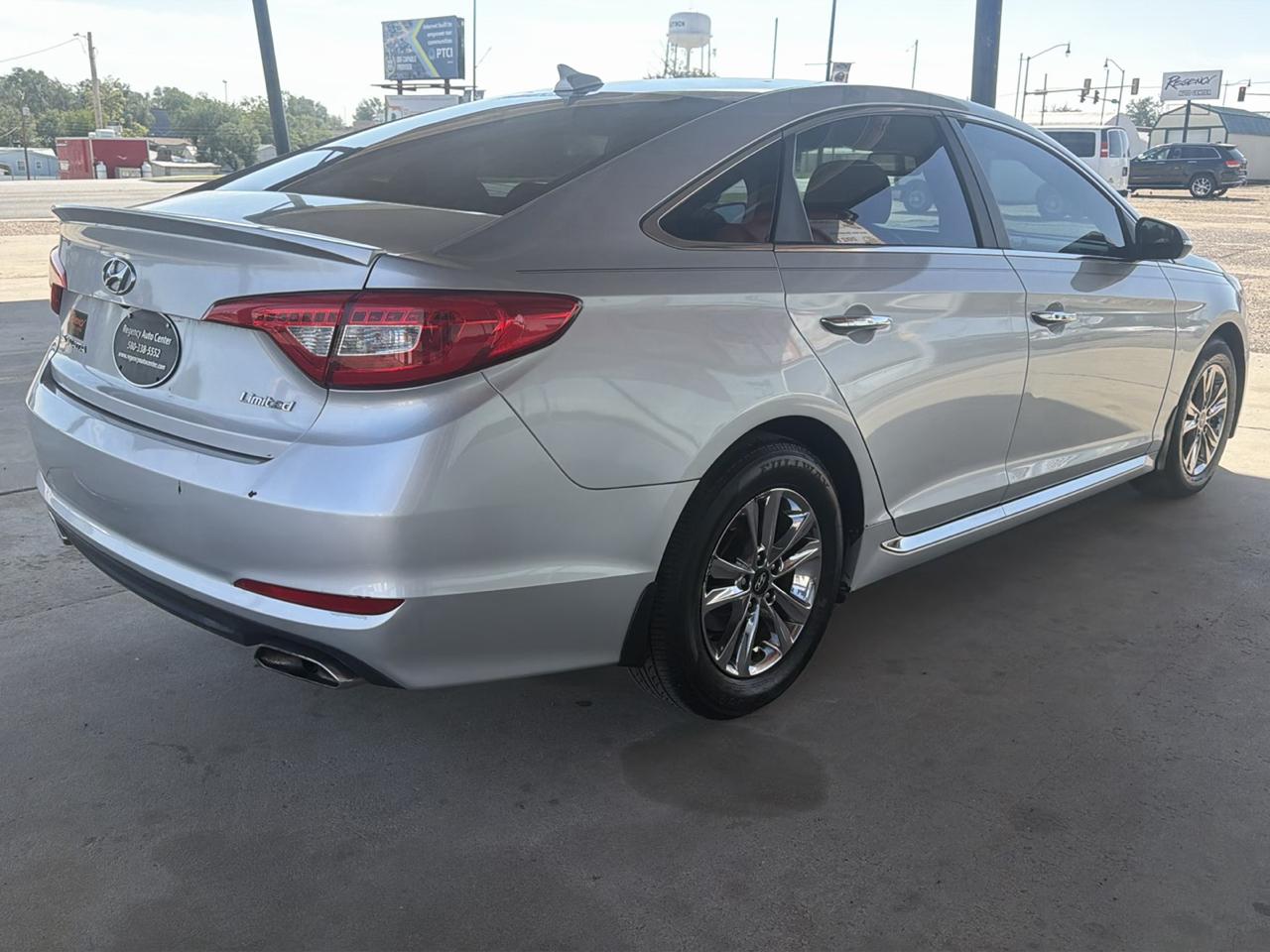Hyundai Sonata 4dr Sdn 2.4L Limited 2015
