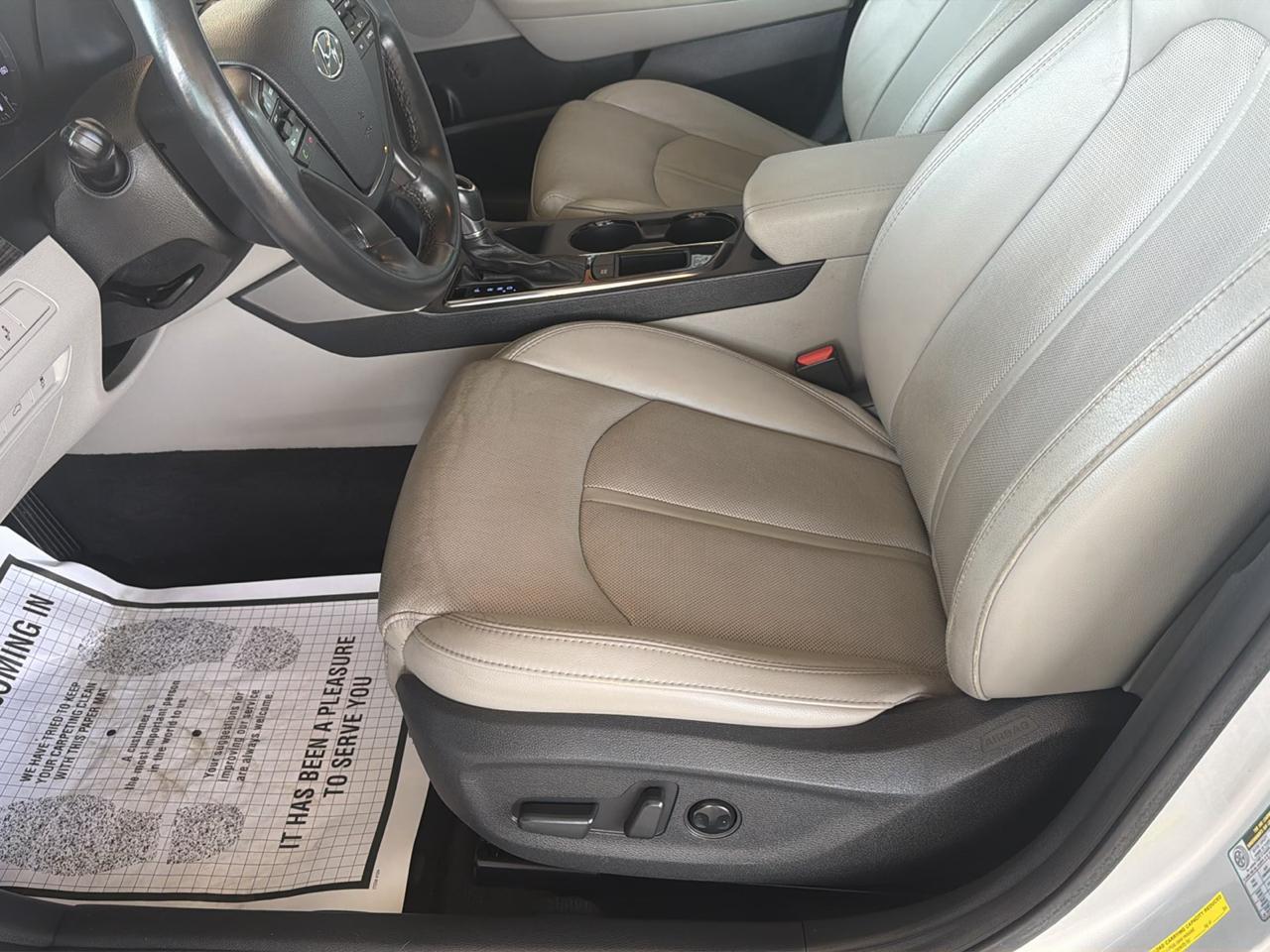 Hyundai Sonata 4dr Sdn 2.4L Limited 2015