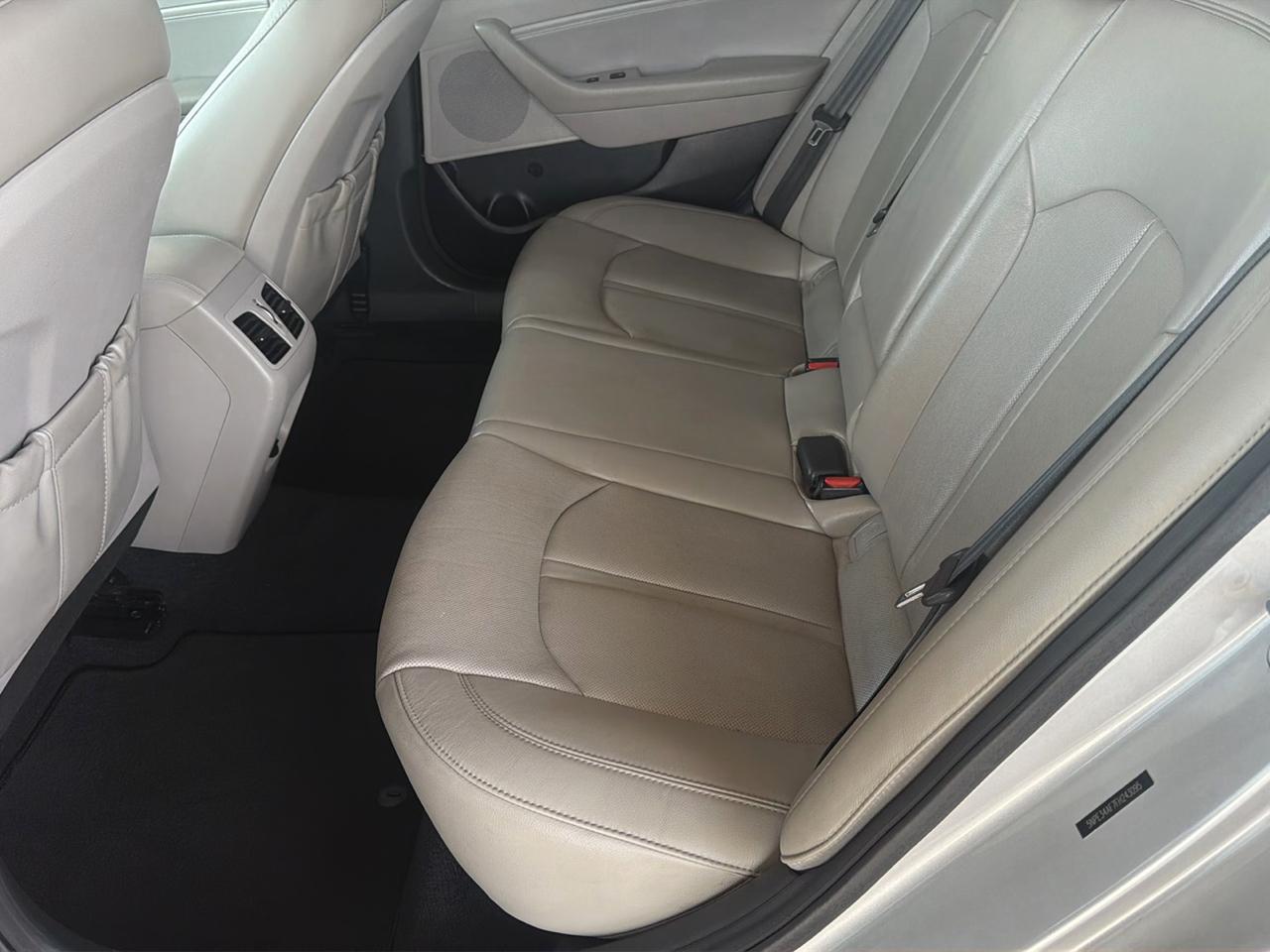 Hyundai Sonata 4dr Sdn 2.4L Limited 2015
