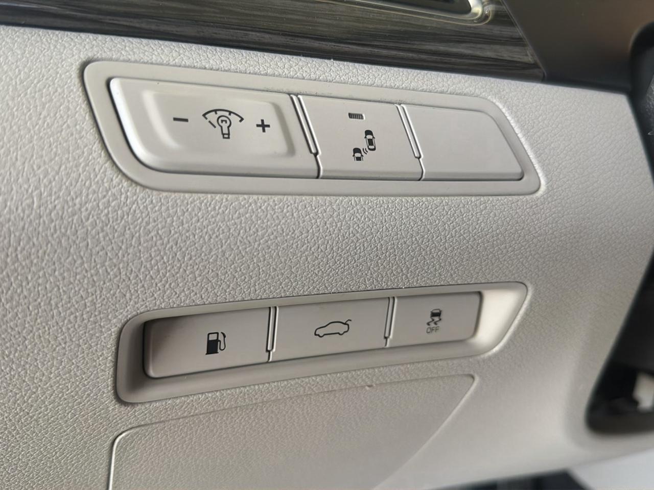 Hyundai Sonata 4dr Sdn 2.4L Limited 2015