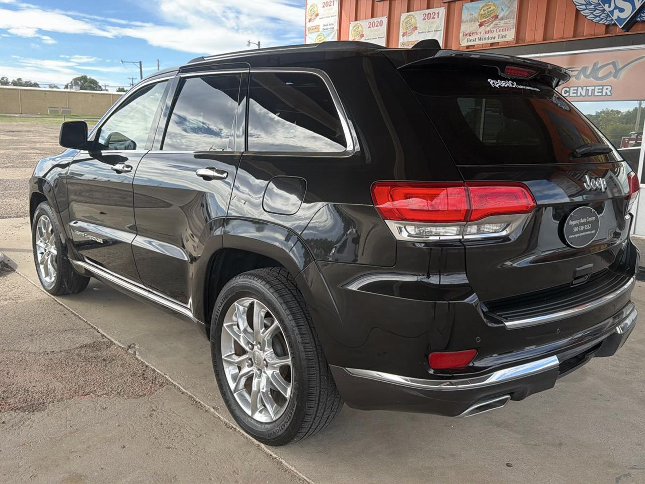 Jeep Grand Cherokee RWD 4dr Summit 2014