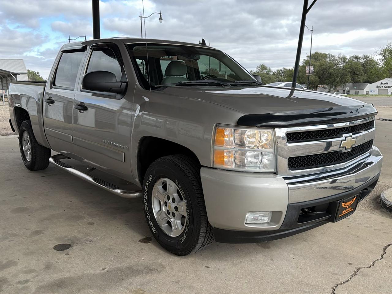 Chevrolet Silverado 1500 4WD Crew Cab 143.5" LT w/1LT 2007