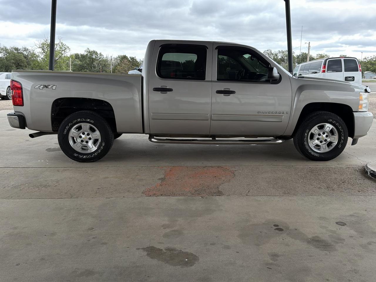 Chevrolet Silverado 1500 4WD Crew Cab 143.5" LT w/1LT 2007