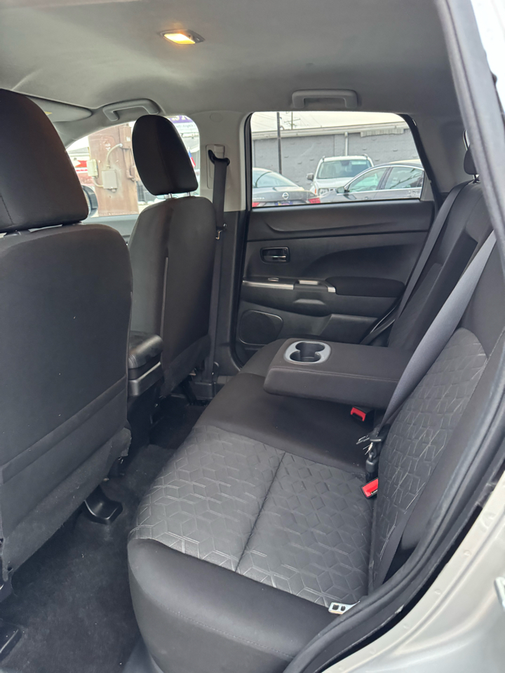 Mitsubishi Outlander Sport 2.0 ES AWD 2021