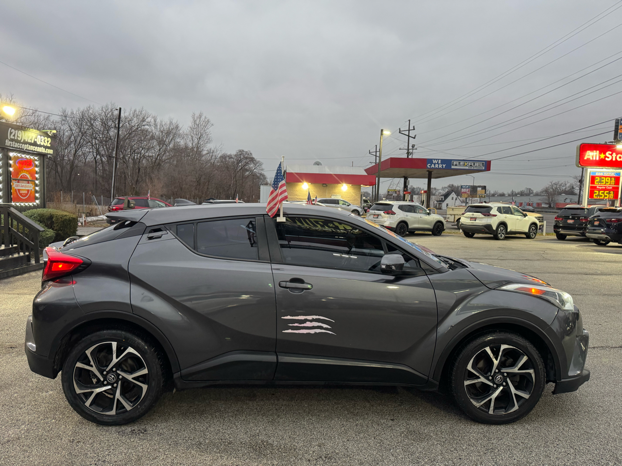Toyota C-HR XLE 2018