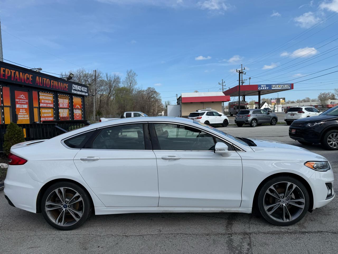 Ford Fusion Titanium 2020