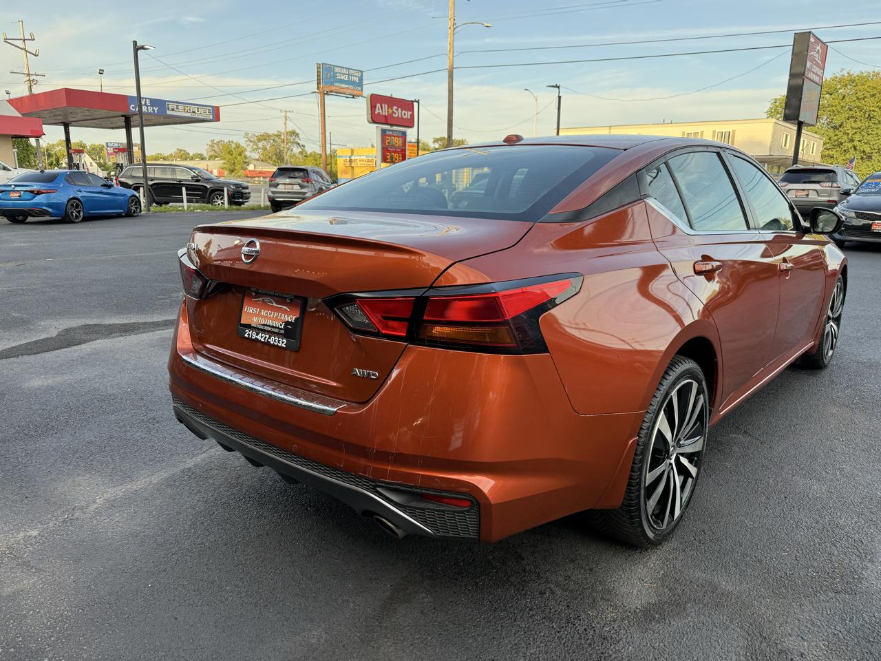 2020 Nissan Altima SR - Photo 4