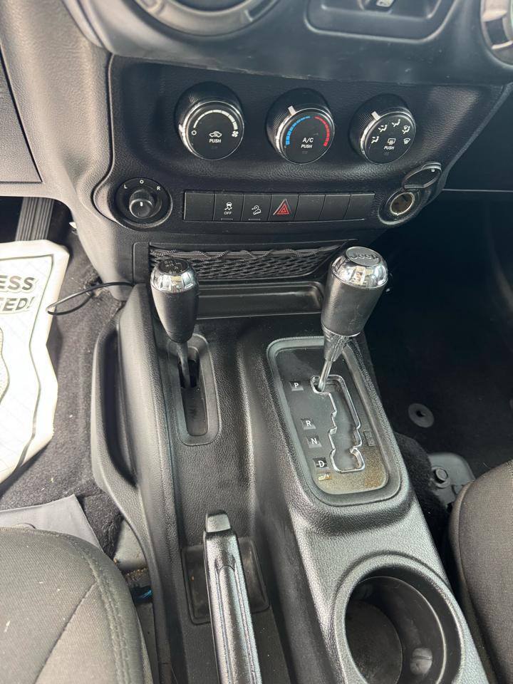 Jeep Wrangler Unlimited Sport 4WD 2016