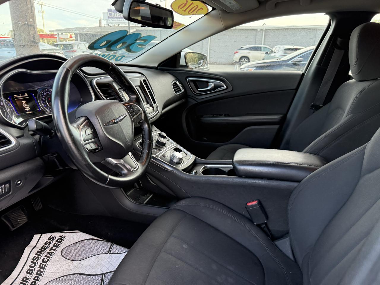 Chrysler 200 LX 2017